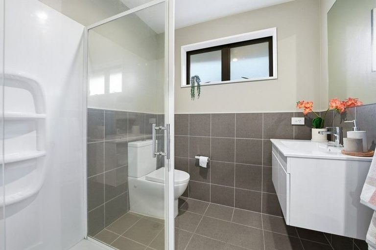 Photo of property in 1/137 Maidstone Road, Ilam, Christchurch, 8041