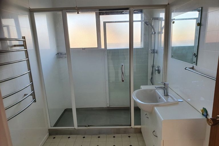 Photo of property in 1/77 Memorial Avenue, Ilam, Christchurch, 8053