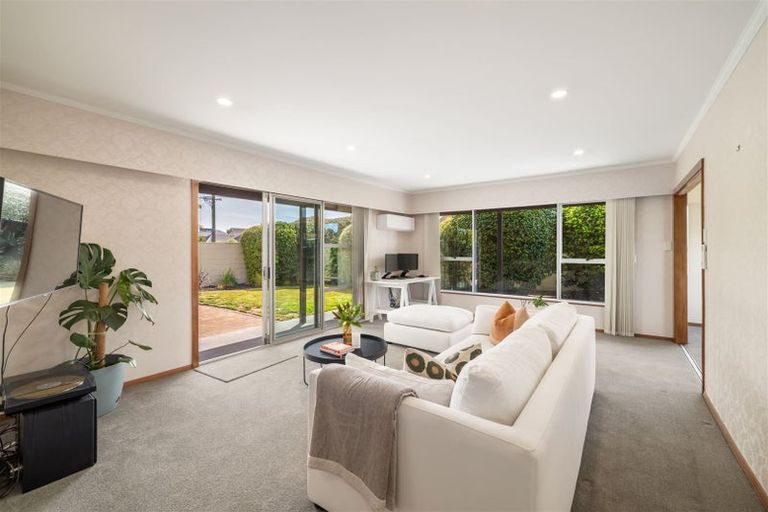 Photo of property in 325 Sawyers Arms Road, Bishopdale, Christchurch, 8053