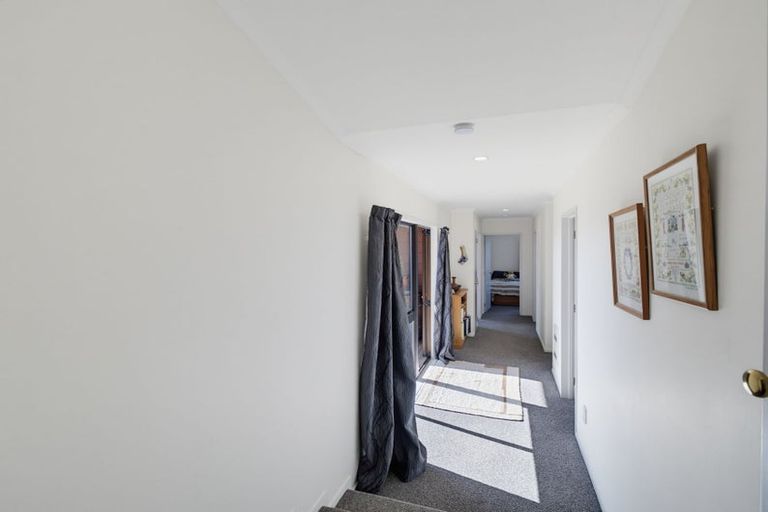 Photo of property in 35 Domain Road, Waipawa, 4210