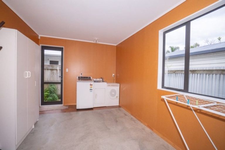 Photo of property in 76 Keeling Street, West End, Palmerston North, 4412