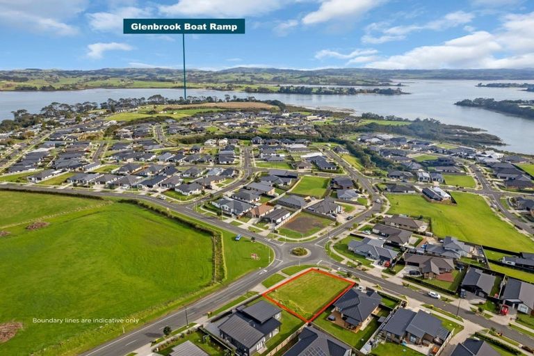 Photo of property in 2 Orawahi Road, Glenbrook, 2681