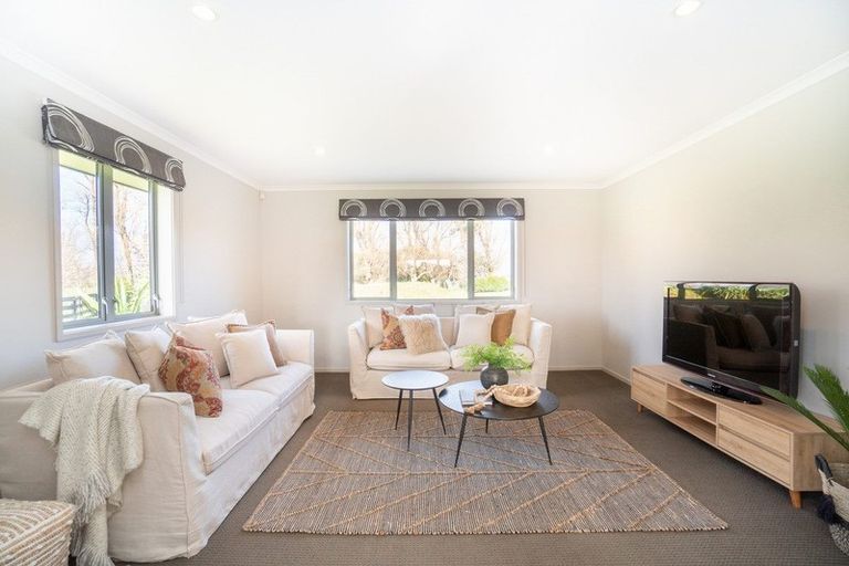 Photo of property in 222 Oroua Road, Kairanga, Palmerston North, 4475