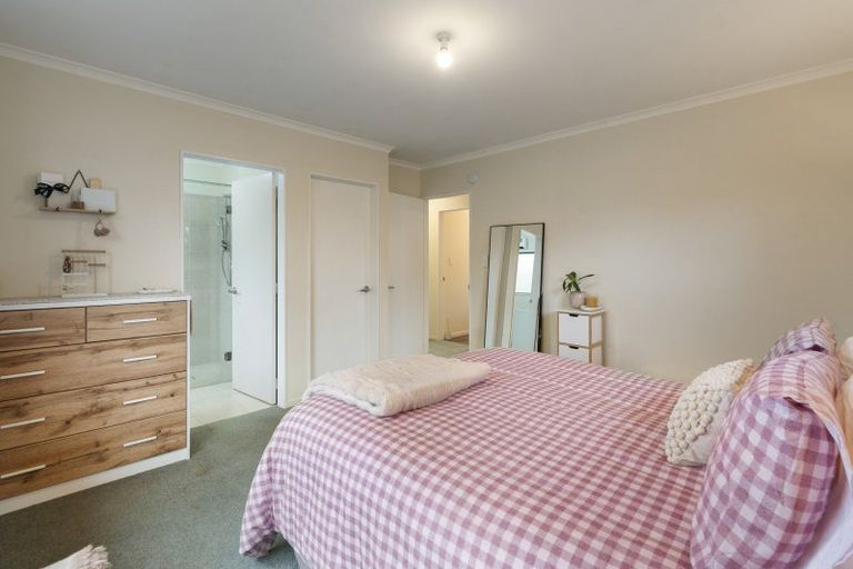Photo of property in 17 Johnson Street, Bulls, 4818