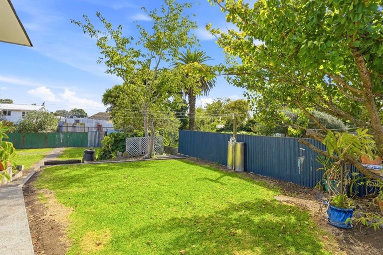 Photo of property in 42 Harper Street, Gonville, Whanganui, 4501
