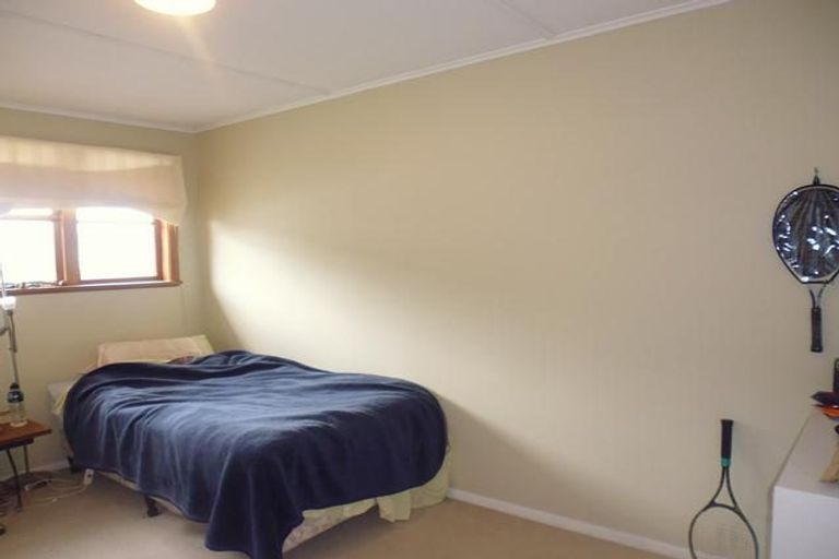 Photo of property in 8 Atiawa Crescent, Waiwhetu, Lower Hutt, 5010