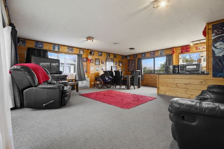 Photo of property in 15b Ngahu Street, Fairy Springs, Rotorua, 3015