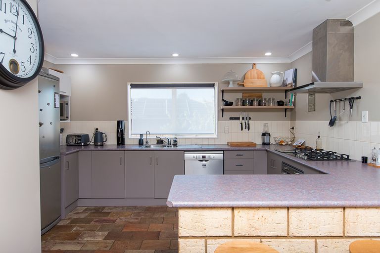 Photo of property in 31e Kaiwaka Road, Waiuku, 2123