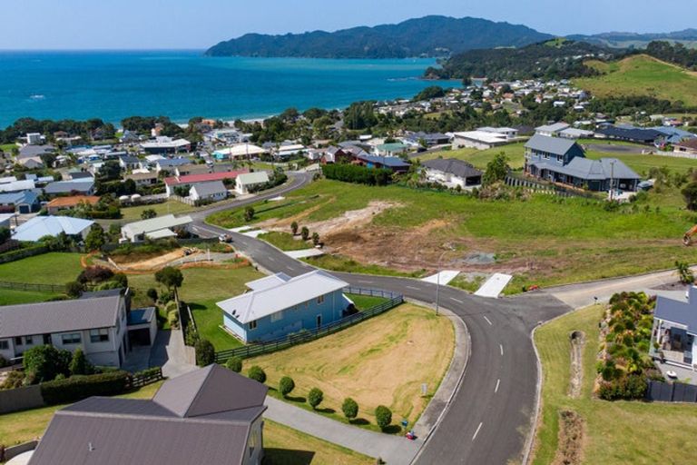 Photo of property in 12 Midgard Road, Coopers Beach, 0420
