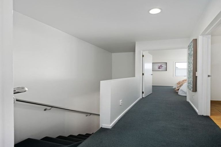 Photo of property in 19/3 Riverside Road, Orewa, 0931