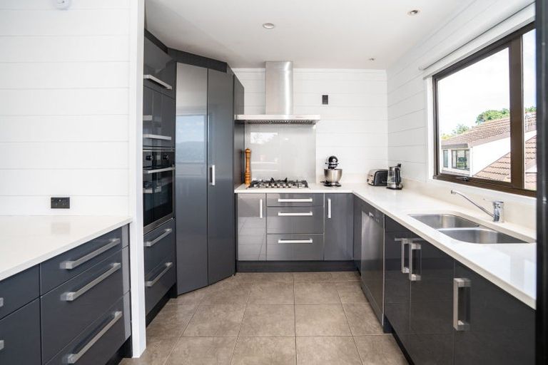 Photo of property in 82 Beacon Hill Road, Strathmore Park, Wellington, 6022