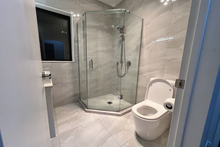 Photo of property in 14 Drumconnell Drive, Flat Bush, Auckland, 2019