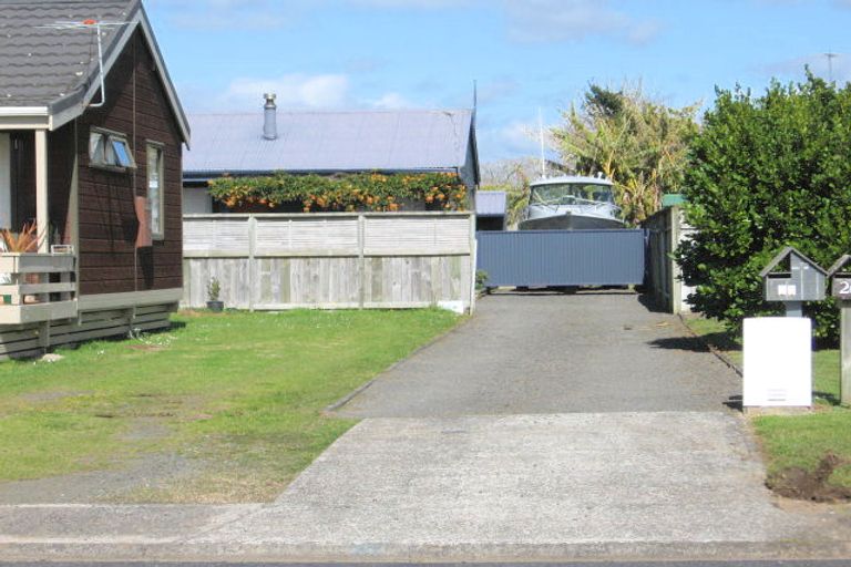Photo of property in 24a Sarah Avenue, Whitianga, 3510