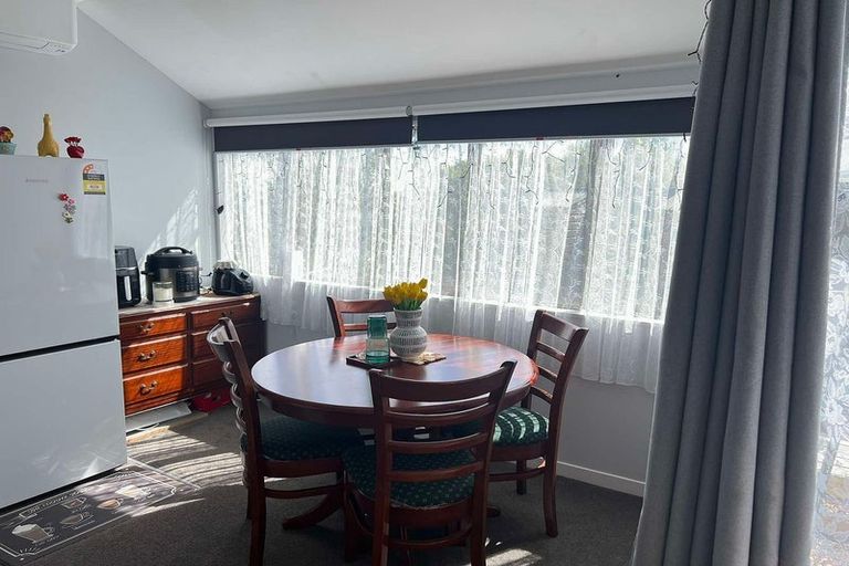 Photo of property in 89 Black Rock Road, Newlands, Wellington, 6037