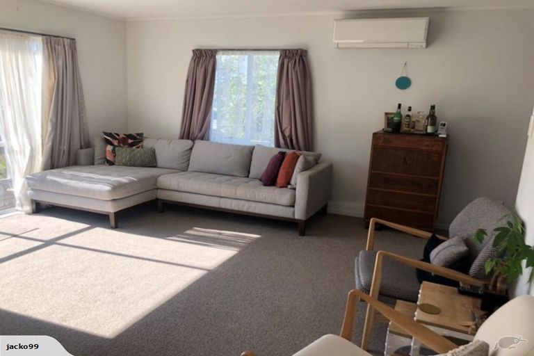 Photo of property in 100c Astley Avenue, New Lynn, Auckland, 0600