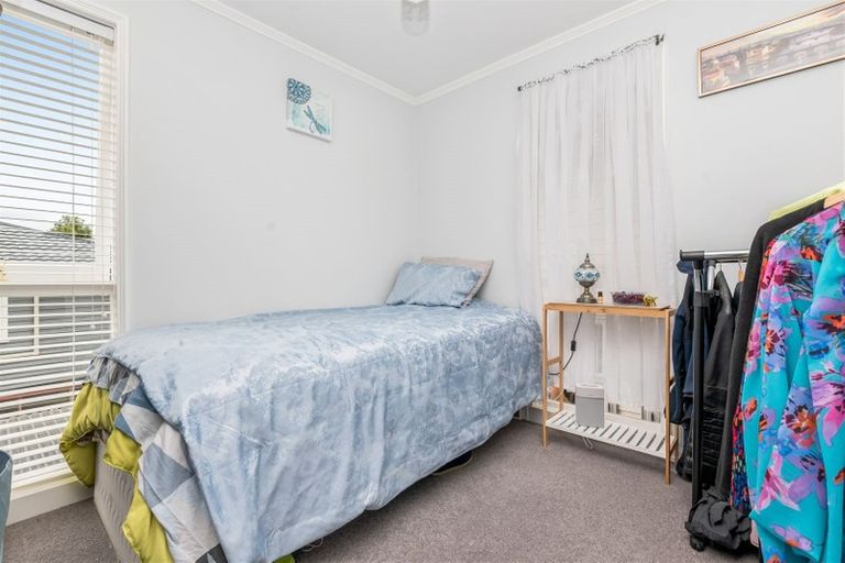 Photo of property in 38a Colmar Road, Mellons Bay, Auckland, 2014