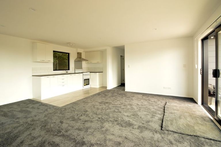 Photo of property in 52 Solar Road, Glen Eden, Auckland, 0602