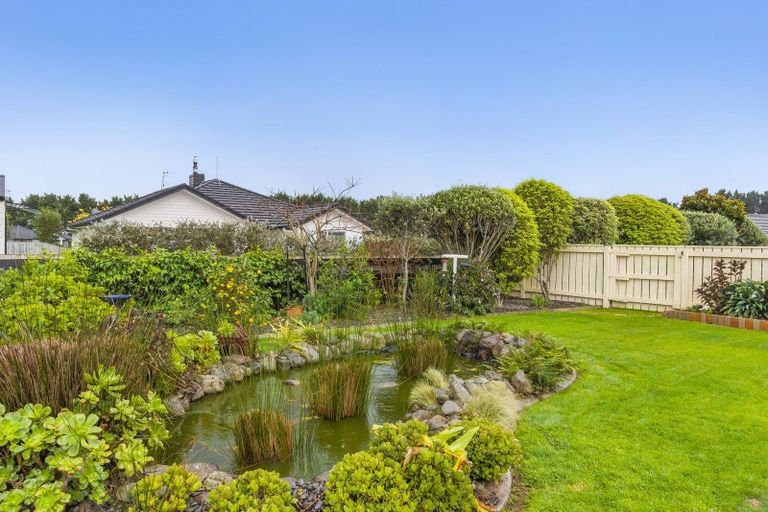 Photo of property in 51 Garth Road, Levin, 5571