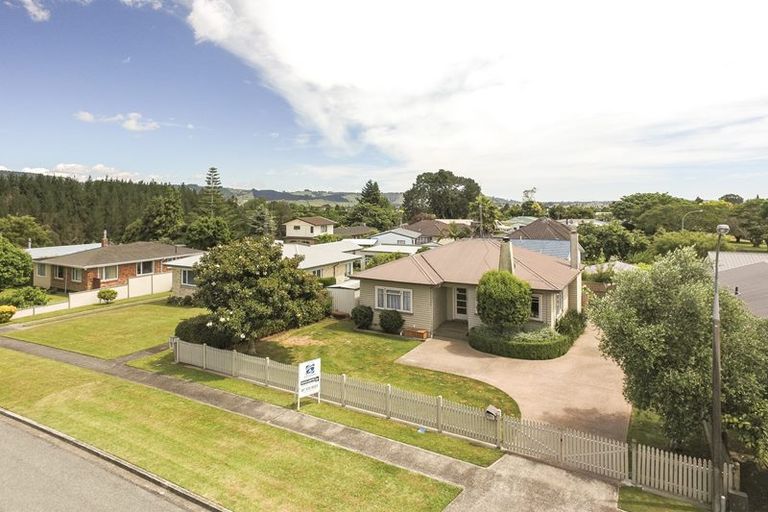 Photo of property in 11 Puriri Avenue, Te Puke, 3119