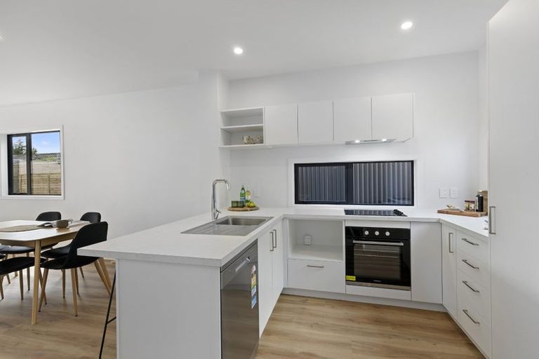 Photo of property in 7/33 Raukawa Street, Stokes Valley, Lower Hutt, 5019