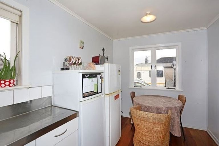 Photo of property in 12a Hunua Road, Papakura, 2110