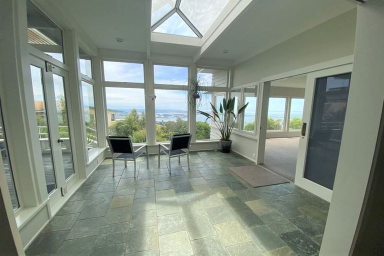 Photo of property in 27 Belleview Terrace, Mount Pleasant, Christchurch, 8081