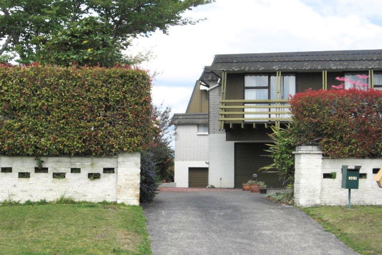 Photo of property in 36a Grand Vue Road, Kawaha Point, Rotorua, 3010