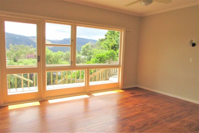 Photo of property in 29 Blue Mountains Road, Silverstream, Upper Hutt, 5019