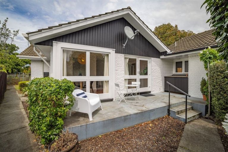 Photo of property in 2/42 Office Road, Merivale, Christchurch, 8014