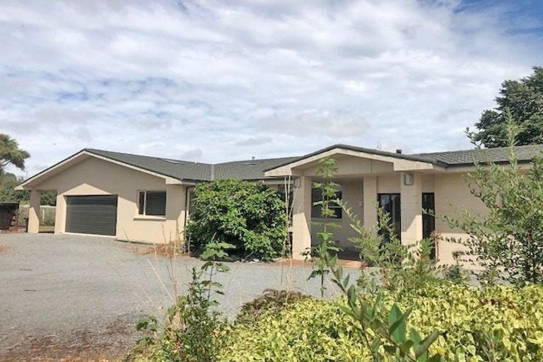 Photo of property in 32 Hamptons Road, Prebbleton, Christchurch, 7674