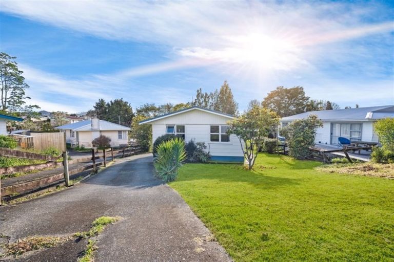 Photo of property in 8 Wessex Street, Tikipunga, Whangarei, 0112