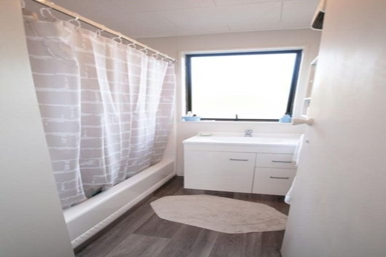 Photo of property in 9 Maryport Street, Lawrence, 9532