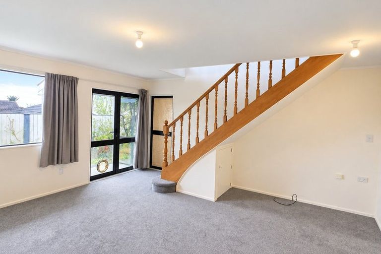 Photo of property in 3 Te Maku Grove, Waikanae, 5036