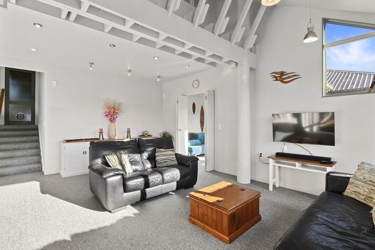 Photo of property in 17 Treeton Place, Wakefield, 7025