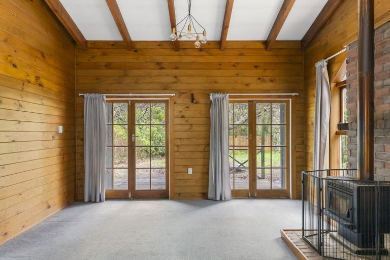 Photo of property in 133 Plateau Road, Te Marua, Upper Hutt, 5018