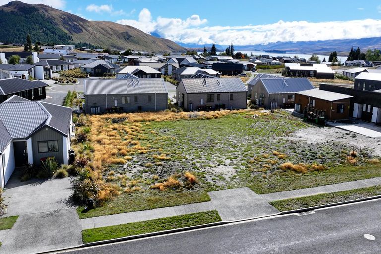Photo of property in 7 Coulson Lane, Lake Tekapo, 7999