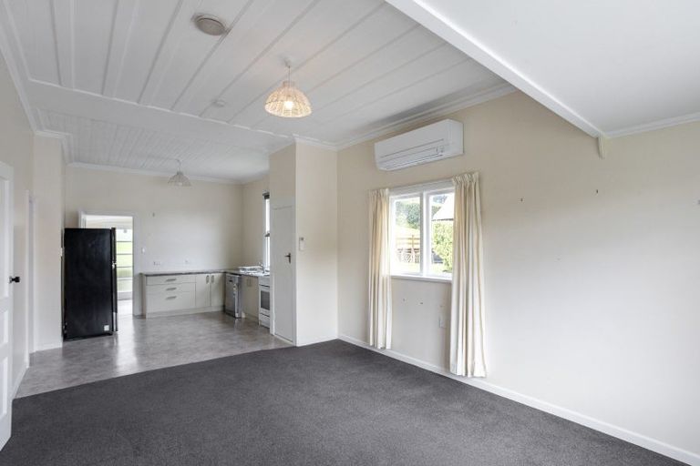 Photo of property in 160 Main South Road, Green Island, Dunedin, 9018