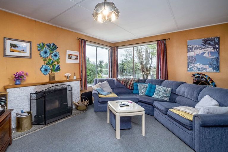 Photo of property in 13 Farrier Grove, Featherston, 5710