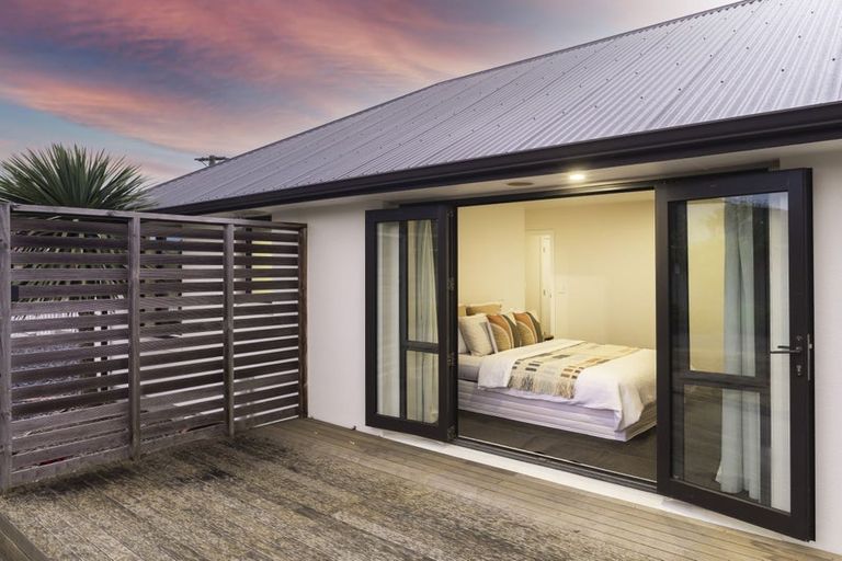 Photo of property in 10 Epping Place, Burnside, Christchurch, 8053