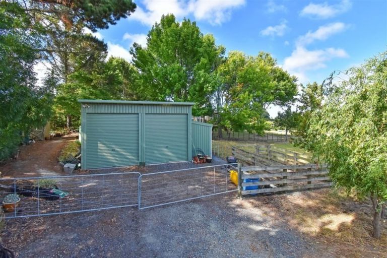 Photo of property in 470 Clevedon Kawakawa Road, Clevedon, Papakura, 2585