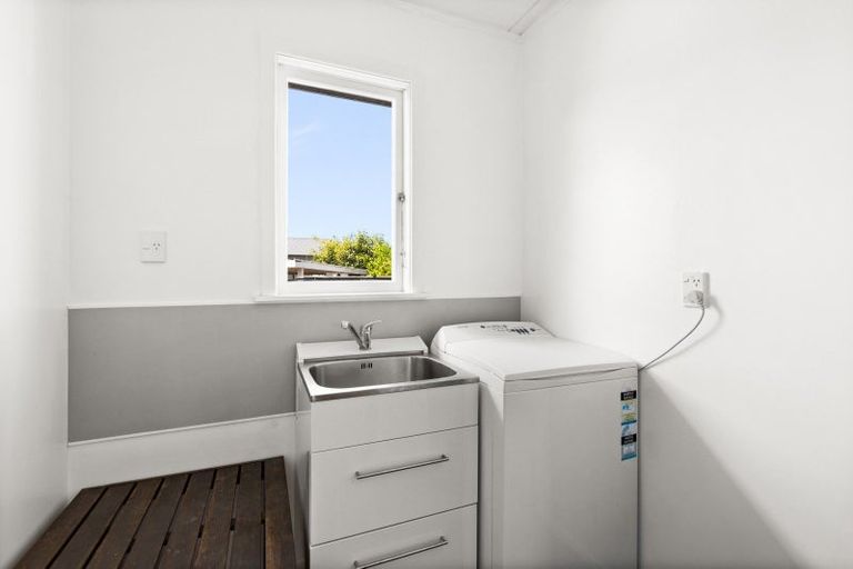 Photo of property in 424 Southland Place, Raureka, Hastings, 4120