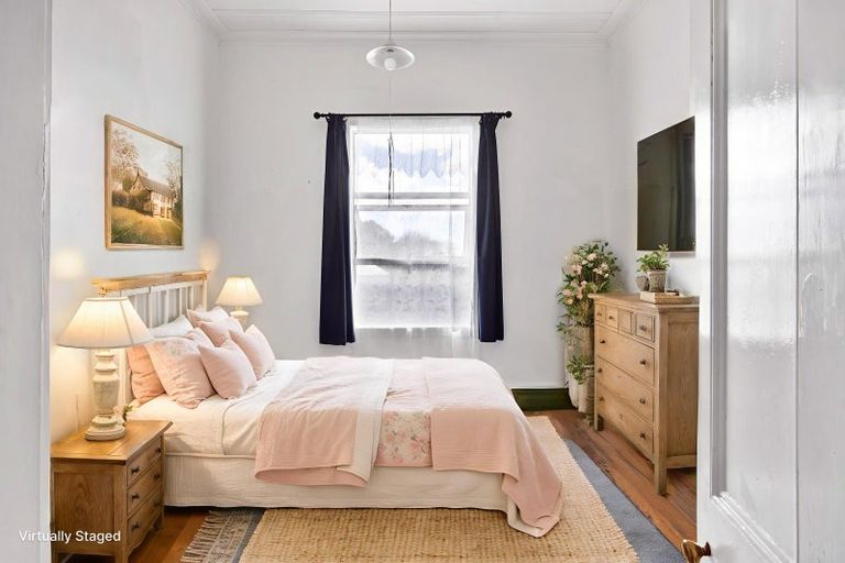 Photo of property in 176 Glover Road, Hawera, 4610