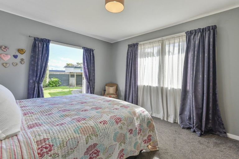 Photo of property in 221 Tudor Avenue, Mayfair, Hastings, 4122