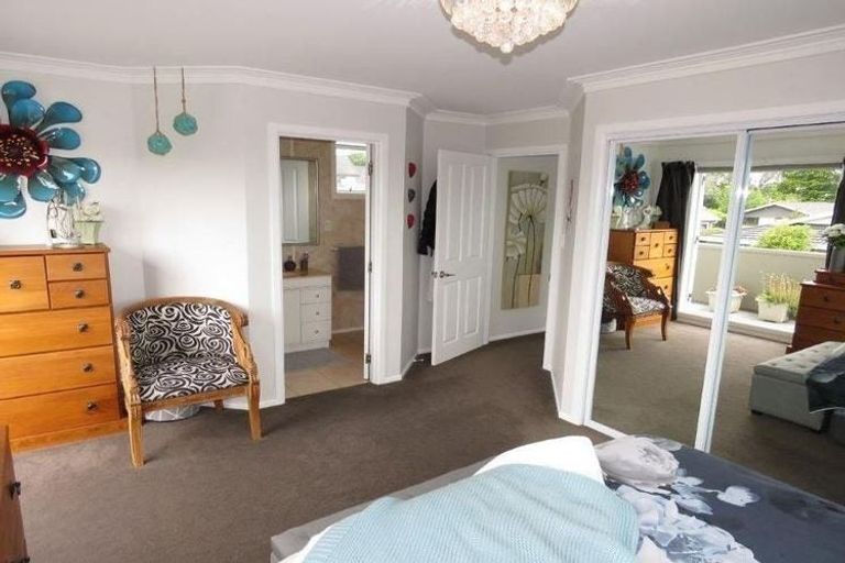 Photo of property in 23 Pine Crescent, Hargest, Invercargill, 9810