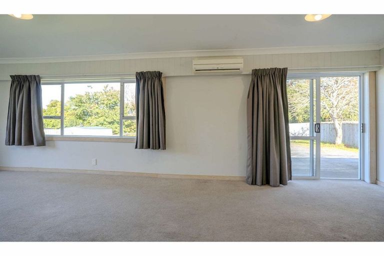Photo of property in 17a Hawkings Crescent, Kerikeri, 0230