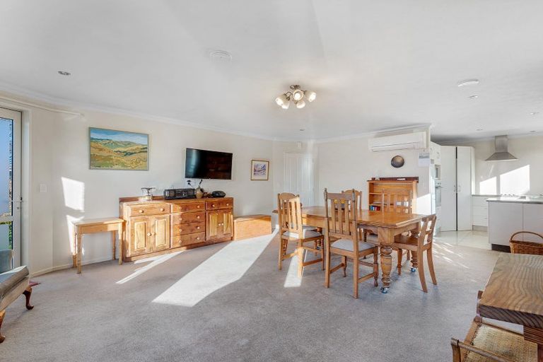 Photo of property in 6b Reid Avenue, Mosgiel, 9024