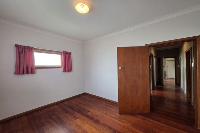 Photo of property in 1/395 Gloucester Street, Taradale, Napier, 4112