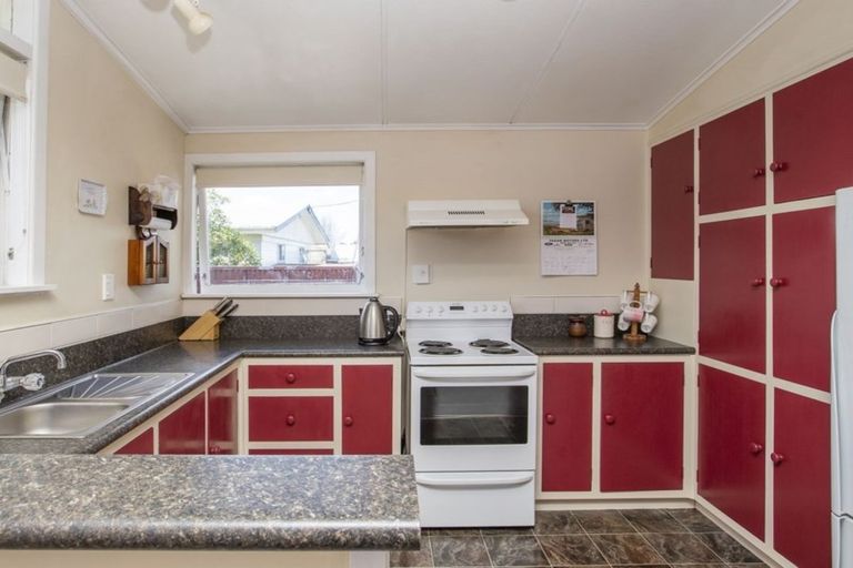 Photo of property in 24 Freyberg Street, Solway, Masterton, 5810