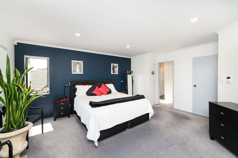 Photo of property in 6 Dougherty Place, Hokowhitu, Palmerston North, 4410