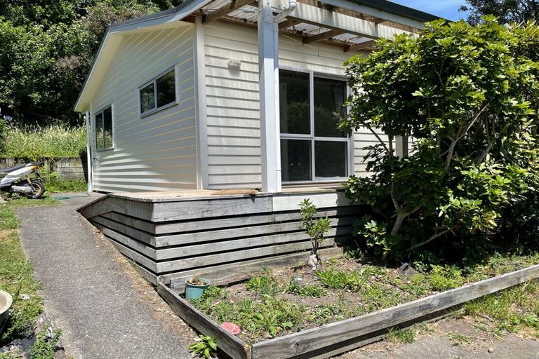 Photo of property in 48 Ruahine Street, Paraparaumu, 5032
